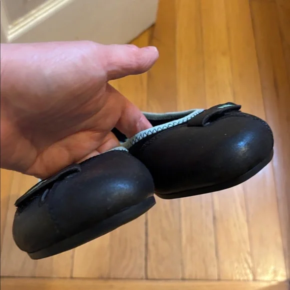 Puma Black and Green Ballet Flats brand new size 8.5 - Picture 7 of 9